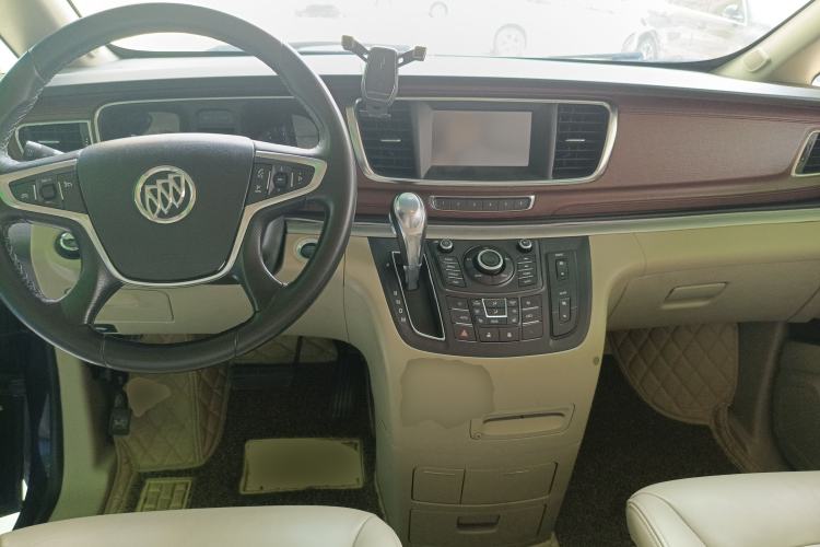 Used Buick GL8 2014 3.0L GT Luxury Business Haoya Edition