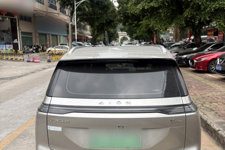 Used AION Y 2023 Plus 510 Smart Edition