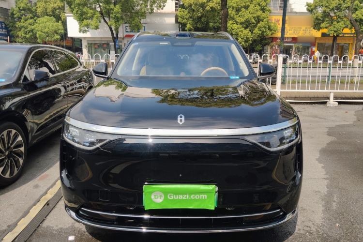 Used Hima AITO M8 2025 Extended-Range Ultra Version 53.4 kWh 6-Seater Edition Front