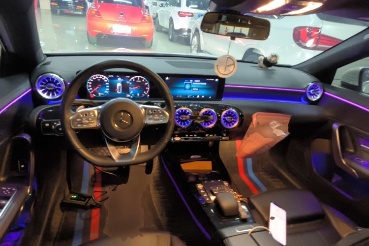 Used Mercedes-Benz A-Class 2022 Restyled A 200 L Sport Sedan Fashion Version Center Console