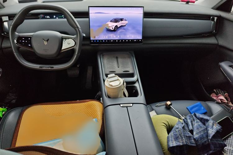 Used VOYAH COURAGE 2024 Long-Range Smart Edition Interior 2