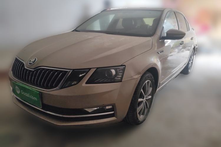 Used Skoda Octavia 2020 TSI230 DSG SmartDrive Luxury Edition Guazi used car, China used car export, Used car for sale, Used cars, Cheapest cars for sale