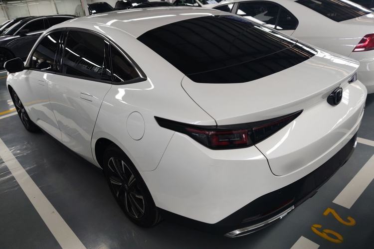 Used CHANGAN Eado 2024 1.5T GDI Automatic Prestige Edition
