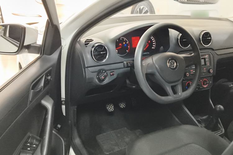 Used Volkswagen Jetta 2019 Dream Edition 1.4L Manual Fashion Version Driver Seat