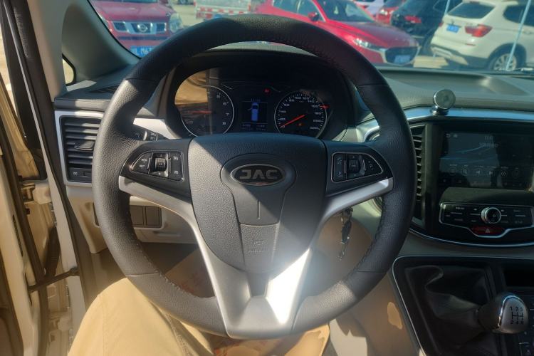 Used JAC Refine M4 2019 Business Series 2.0L Manual Business Version China V Standard
