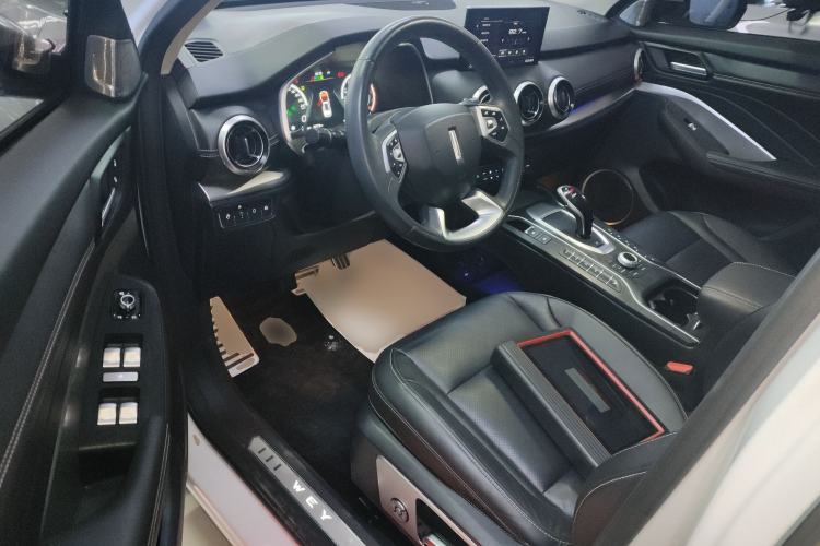 Used Wey VV6 2018 2.0T Two-Wheel-Drive Ultra-Luxury Version China V Standard
