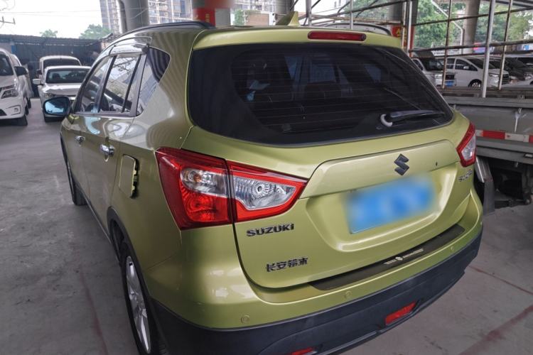 Used Suzuki S-Cross 2014 1.6L CVT Two-Wheel Drive Entry Model
