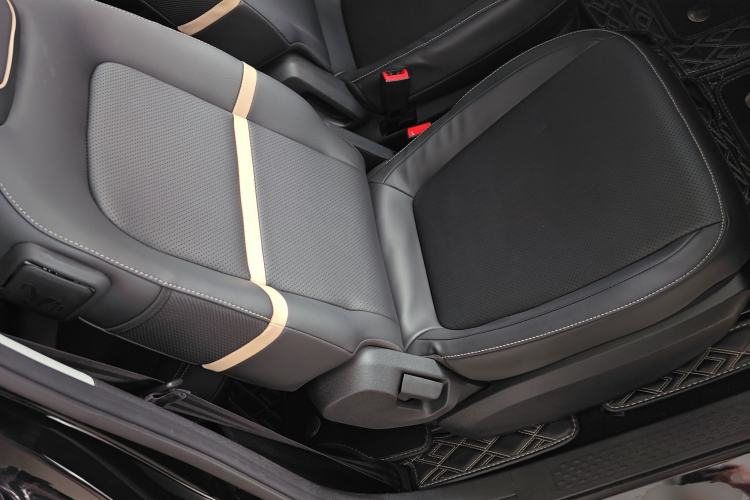 Used Baojun KiWi EV 2021 Designer Lithium Iron Phosphate
