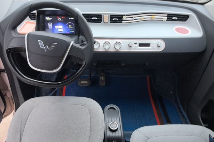 Used Wuling Hongguang MINIEV 2021 Macaron Fashion Model Lithium Iron Phosphate
