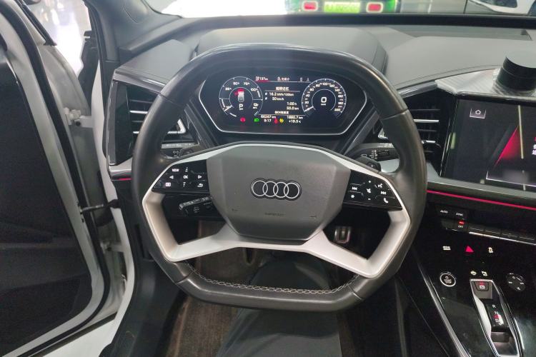 Used Audi Q4 e-tron 2022 50 e-tron quattro Visionary Edition Steering Wheel