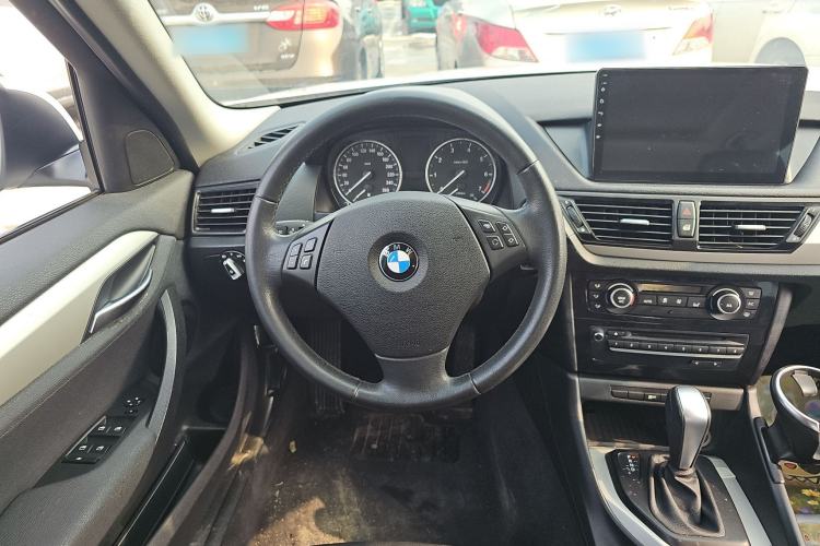 Used BMW X1 2012 sDrive18i Luxury Edition
