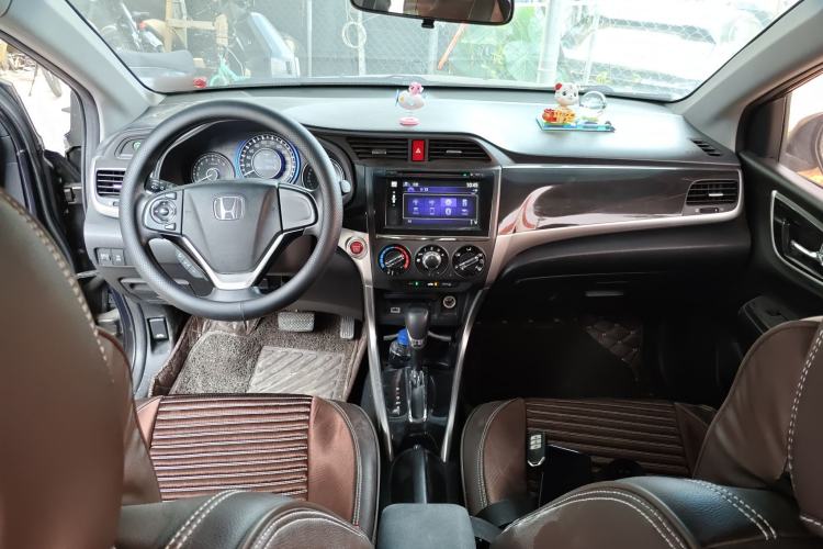 Used Honda Crider 2013 1.8L automatic luxury edition