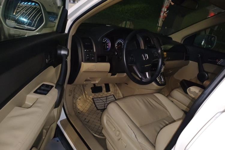 Used Honda CR-V 2010 2.4L automatic four-wheel drive luxury version Driver Seat