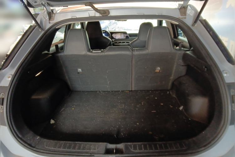 Used Venucia V 2021 260T Idol Edition
