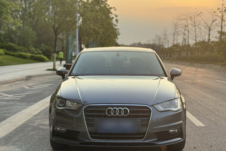 Used Audi A3 2014 Limousine 35 TFSI Automatic Fashion Model
