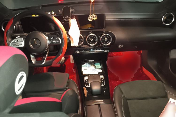 Used Mercedes-Benz A-Class 2019 A 200 L Sport Sedan Center Console