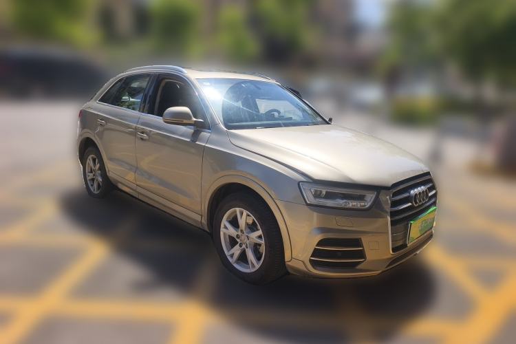 Used Audi Q3 2018 30th Anniversary Edition 35 TFSI Fashion Model Front Right 45 Deg