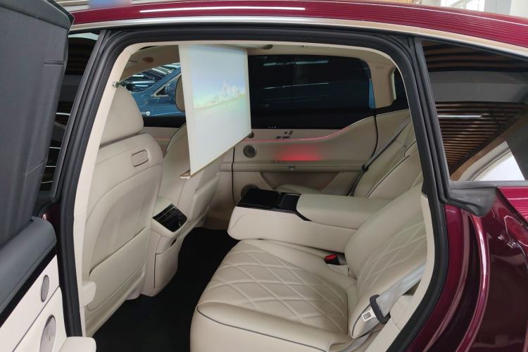 Used Hima Stelato S9 2025 Extended-Range Ultra Left Rear Seat