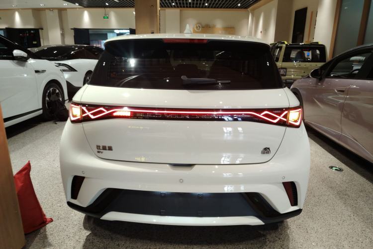 Used BYD Dolphin 2023 420 km Fashion Edition