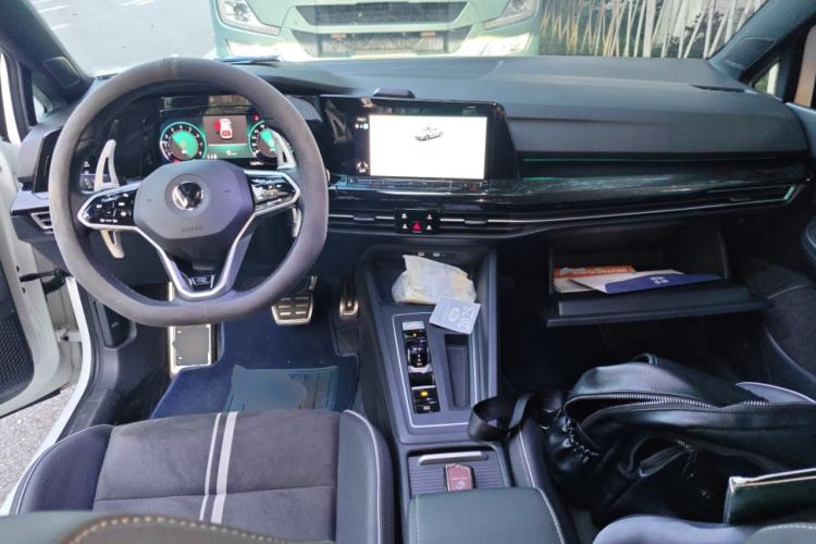 Used Volkswagen Golf 2023 Facelift 280TSI DSG R-Line Lite