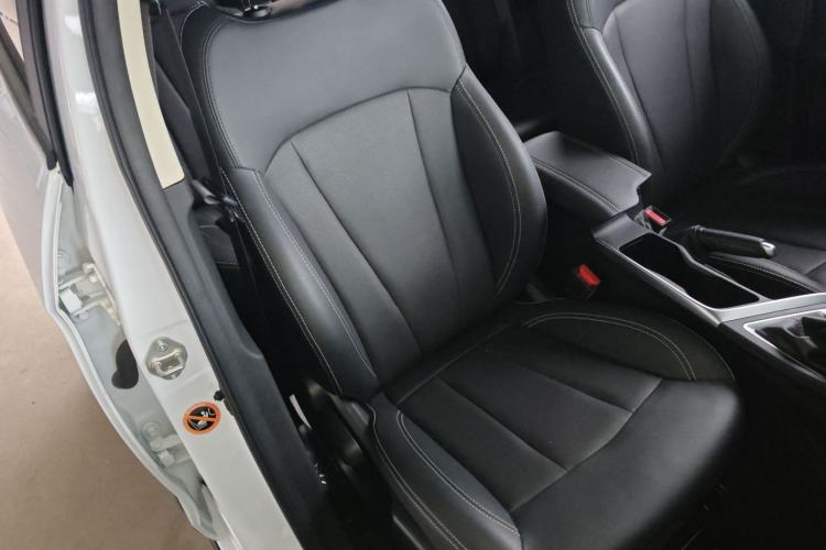 Used Geely Auto Vision X3 2019 Upgraded Model 1.5L Manual Elite Version
