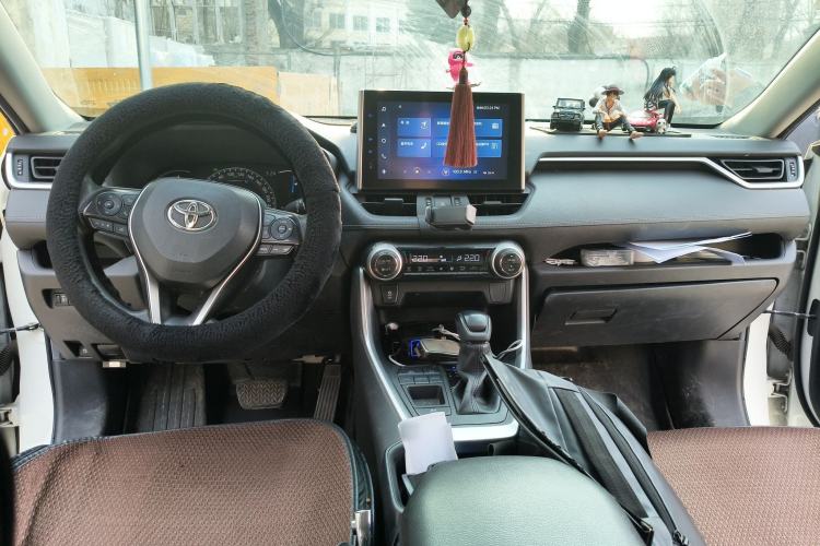 Used Toyota RAV4 2021 Dual-Engine 2.5L E-CVT Two-Wheel Drive Elite Edition