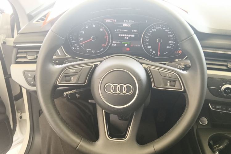Used Audi A4L 2018 30th Anniversary Edition 40 TFSI Trendy Model
