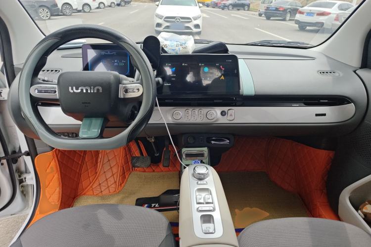 Used CHANGAN NEVO Lumin 2025 205 km Xiangqin Version Center Console