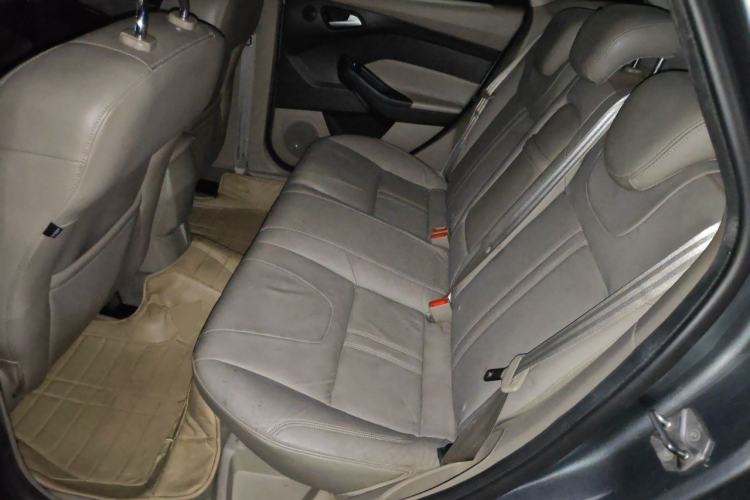 Used Ford Focus 2012 Sedan 1.6L Automatic Prestige Model