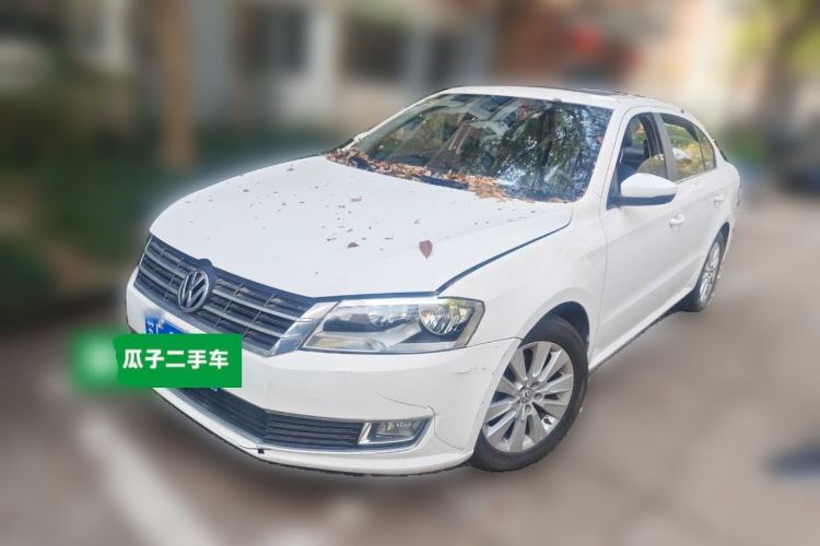 Used Volkswagen Lavida 2013 Restyled Classic 1.6L Manual Comfort Edition