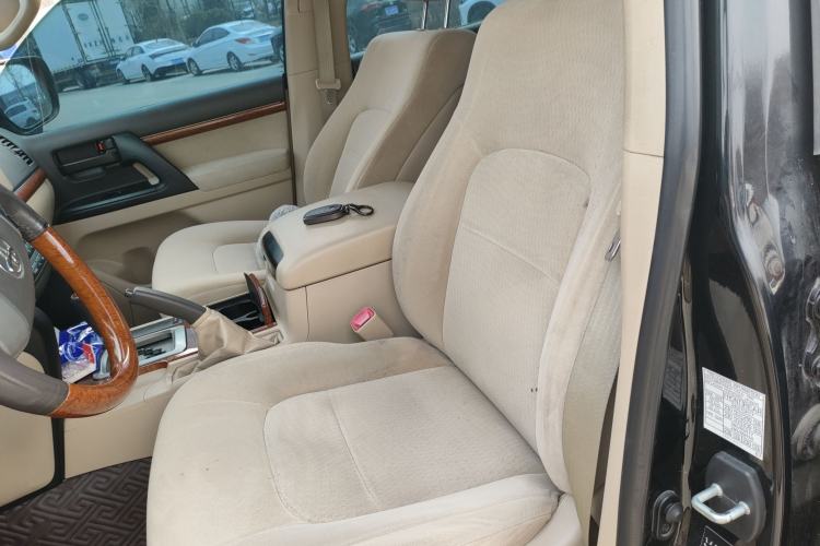 Used Toyota Land Cruiser 2012 4.0L Automatic GX-R Left Front Seat
