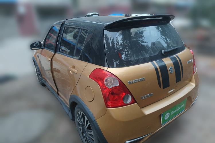 Used Suzuki Swift 2015 1.5L Manual Limited Edition