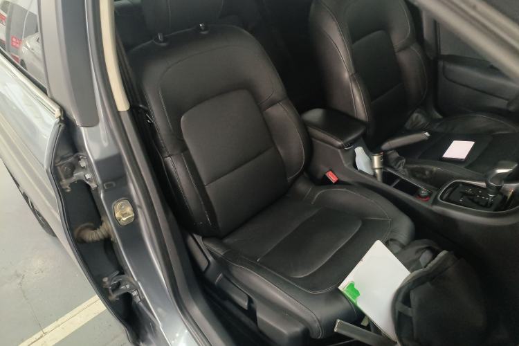 Used Citroen C4 Sega 2016 1.6L Automatic Luxury Model Right Front Seat