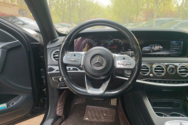 Used Mercedes-Benz S-Class 2019 S 450 L 4MATIC Steering Wheel