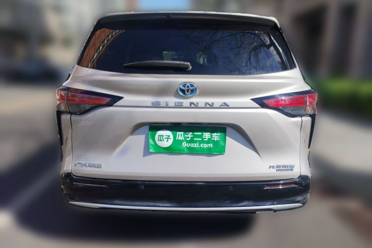 Used Toyota SIENNA 2021 2.5L Hybrid Platinum Edition Rear