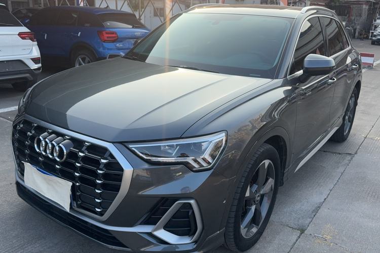 Used Audi Q3 2022 35 TFSI Fashion Dynamic Model
