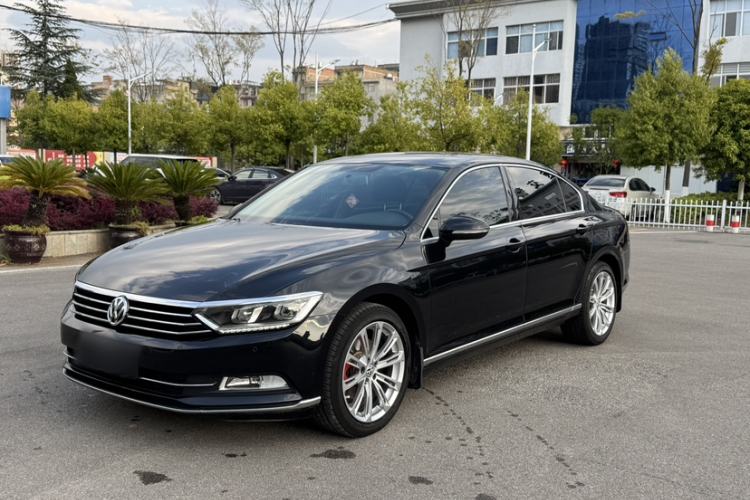 Used Volkswagen Magotan 2019 330TSI DSG Leading Model China VI Standard