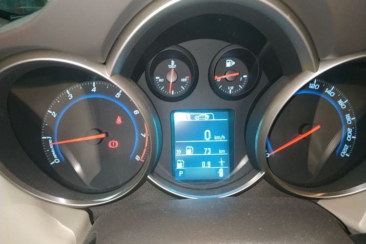 Used Chevrolet Cruze 2015 1.5L Classic SE AT
