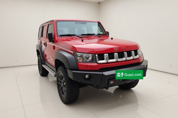Used BAIC Off-Road BJ40 2017 40L 2.3T Automatic All-Wheel Drive Ring of the Tower Champion Edition Exterior 2
