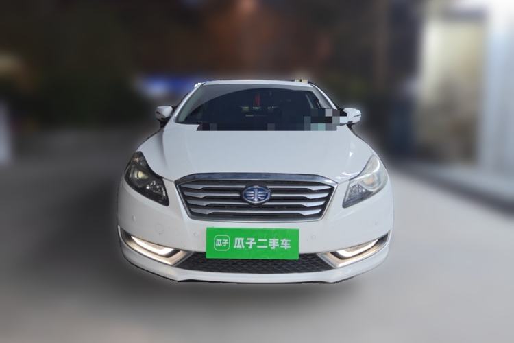 Used Bestune B70 2014 2.0L automatic luxury version Front