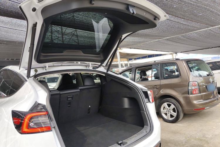 Used Tesla Model Y 2022 Rear-Wheel-Drive Version