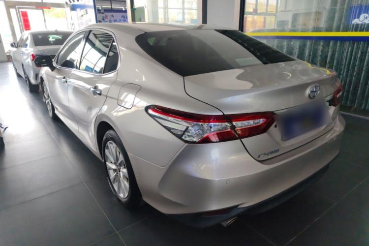 Used Toyota Camry 2019 Revised Version 2.0G Luxury Edition Rear Left 45 Deg