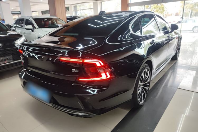 Used Volvo S90 2025 B5 Zhiyi Luxury Edition
