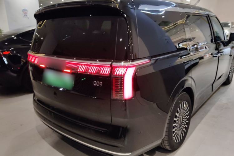 Used Zeekr 009 2022 Revised WE Version