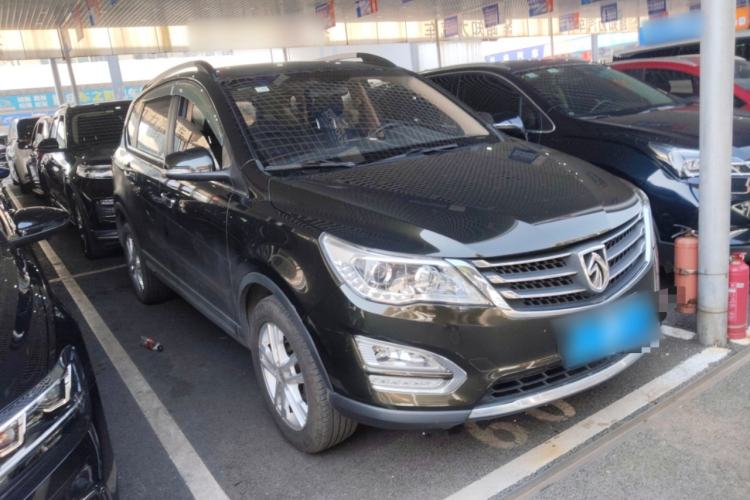 Used Baojun 560 2015 1.8L Manual Elite Edition
