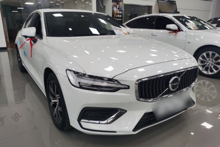 Used Volvo S60 2023 B4 Zhiyi Luxury Edition