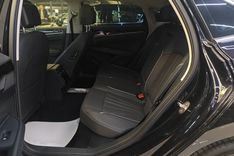 Used Volkswagen Passat 2024 330TSI Starry Elite Edition
