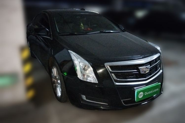 Used Cadillac XTS 2017 28T Tech Edition Front Right 45 Deg