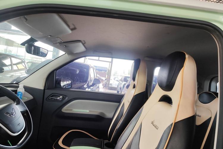 Used Wuling Hongguang MINIEV 2022 Macaron Premium Model – Lithium Ternary Battery