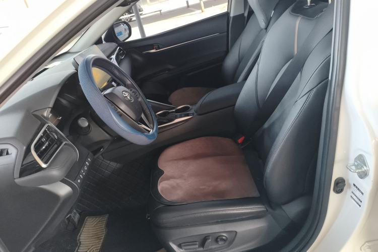 Used Toyota Camry 2023 2.5G Luxury Edition Left Front Seat